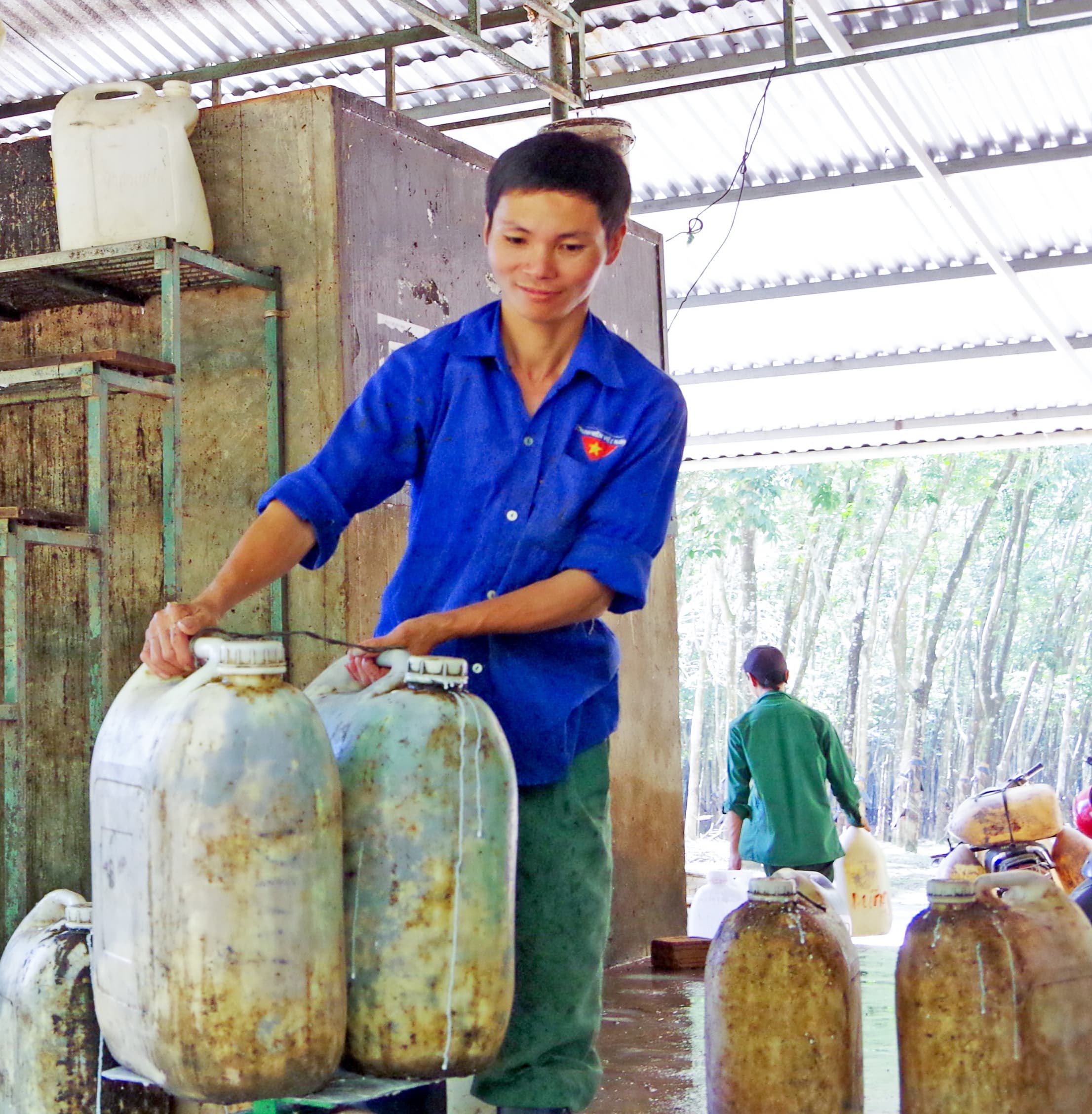 Vượt khó hoàn thành tốt nhiệm vụ