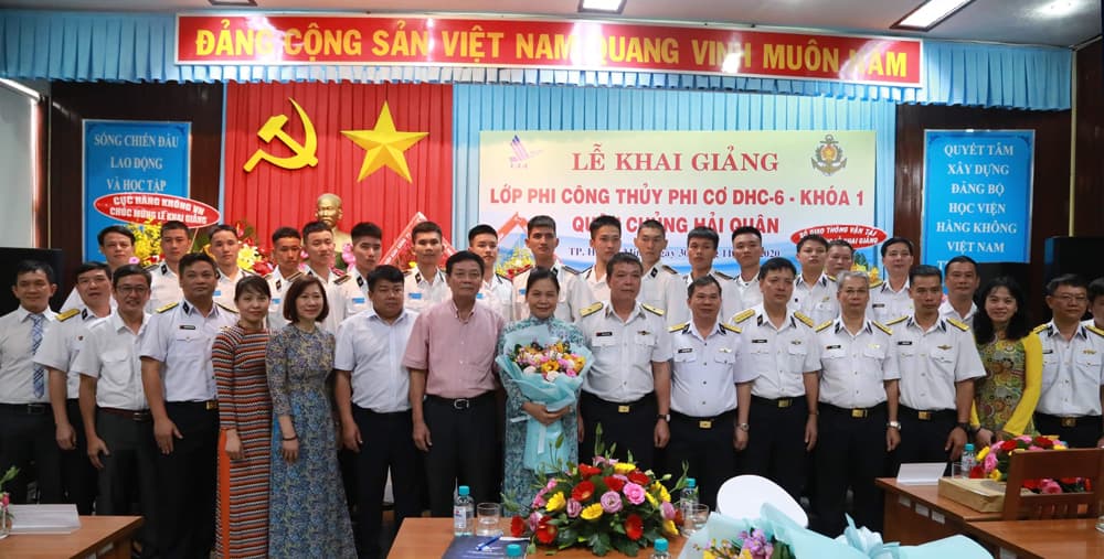 Khai giảng lớp đào tạo phi công thủy phi cơ DHC-6- Khóa 1