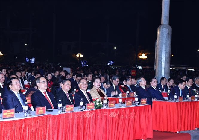 Chủ tịch Quốc hội Nguyễn Thị Kim Ngân dự Lễ kỷ niệm 990 năm Danh xưng Nghệ An