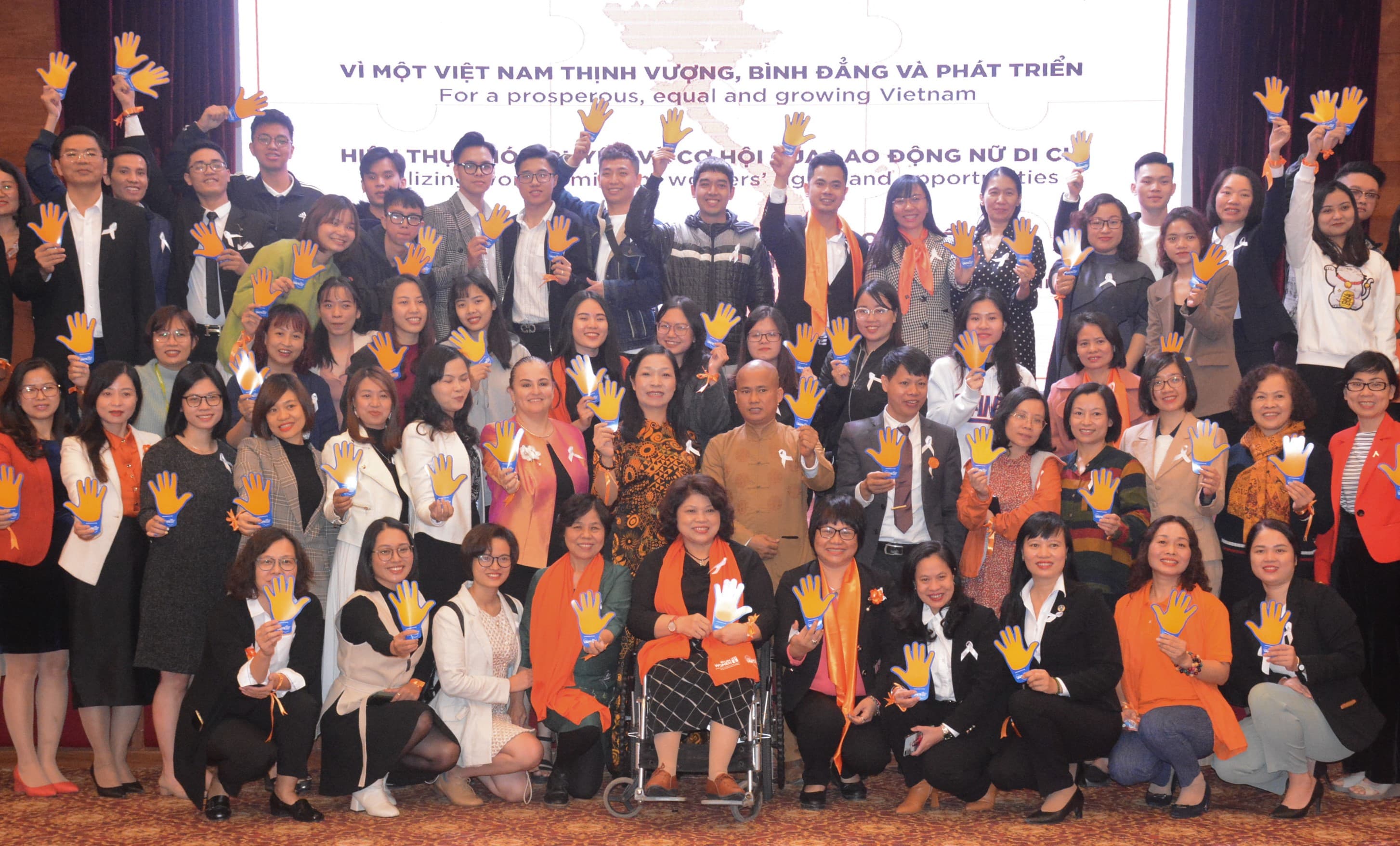 Chấm dứt bạo lực với phụ nữ và trẻ em, di cư an toàn