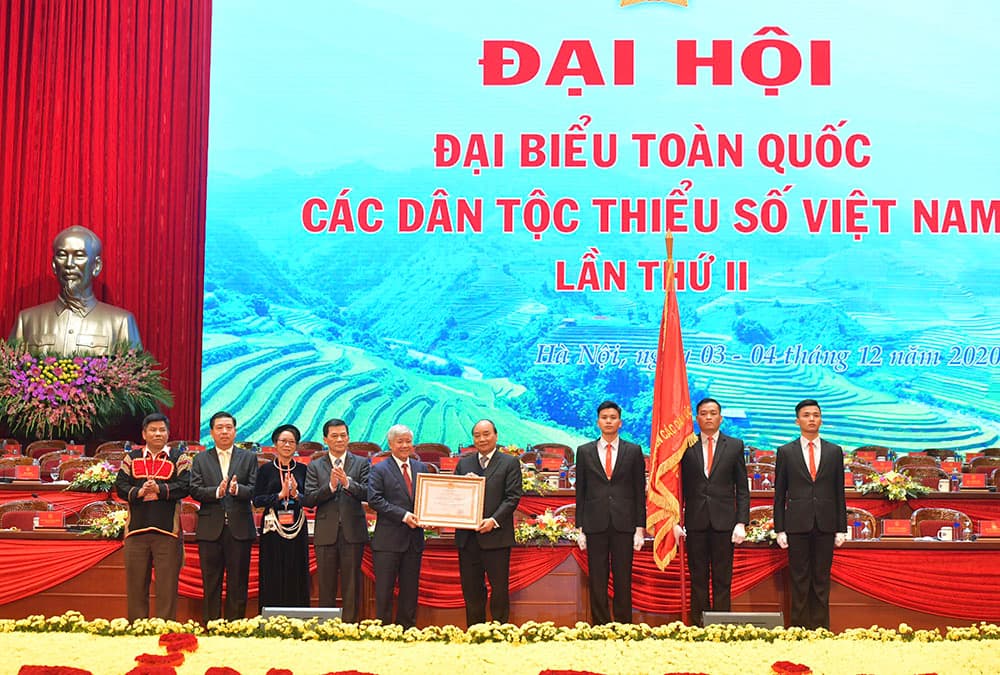 Tổ chức trọng thể Đại hội đại biểu toàn quốc các dân tộc thiểu số Việt Nam lần thứ II
