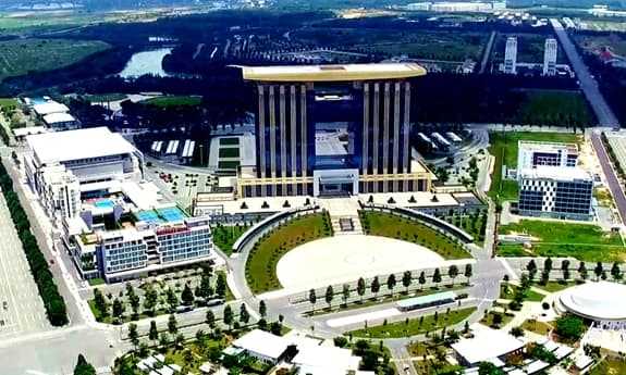 Bài 1: Bứt phá trong thời kỳ đổi mới
