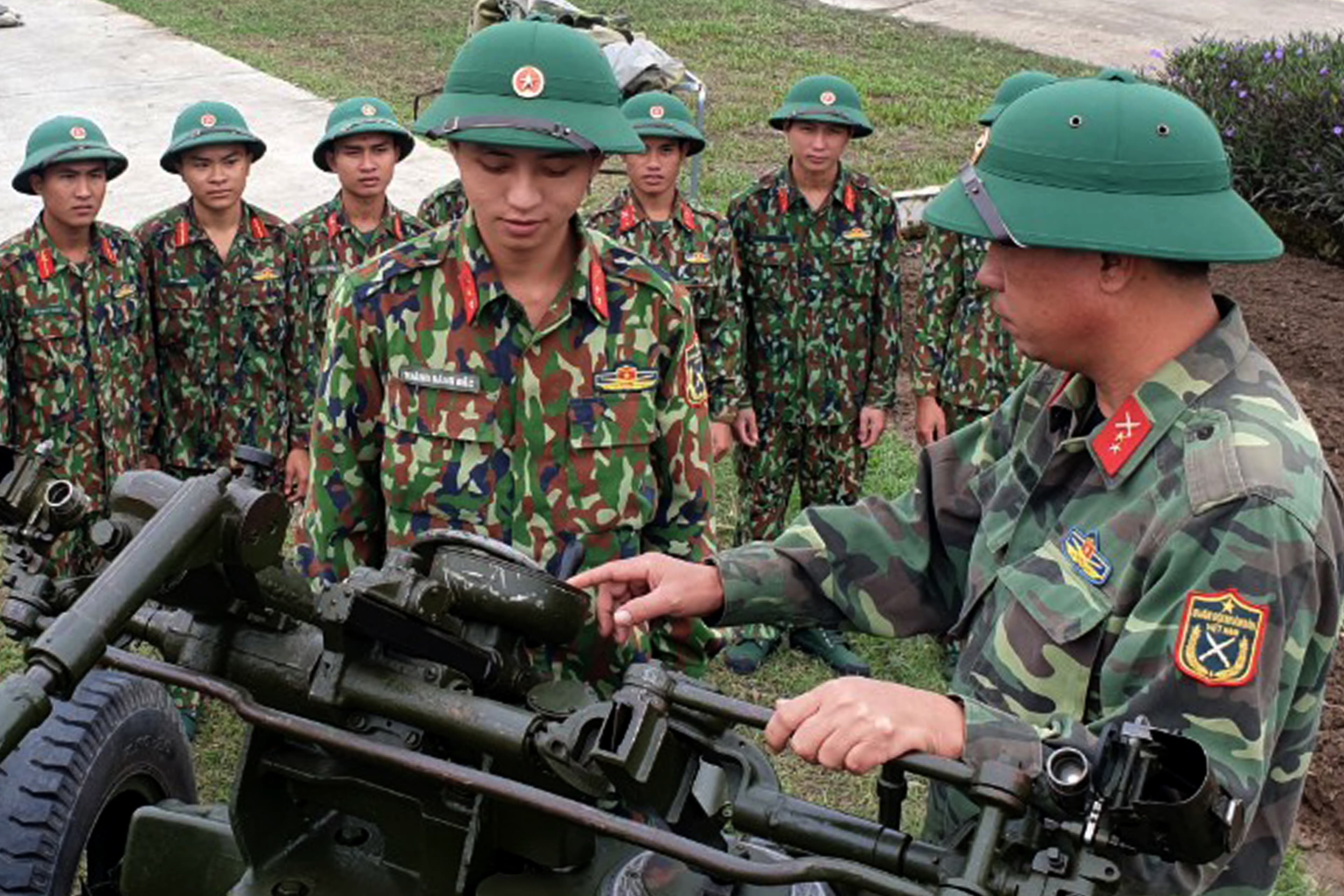 Hai bố con cùng đua tài huấn luyện