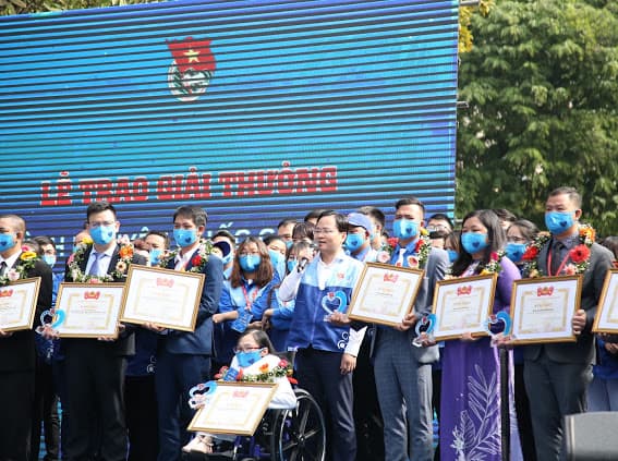 Nhiều hoạt động sôi nổi và ý nghĩa về Ngày hội tình nguyện quốc gia
