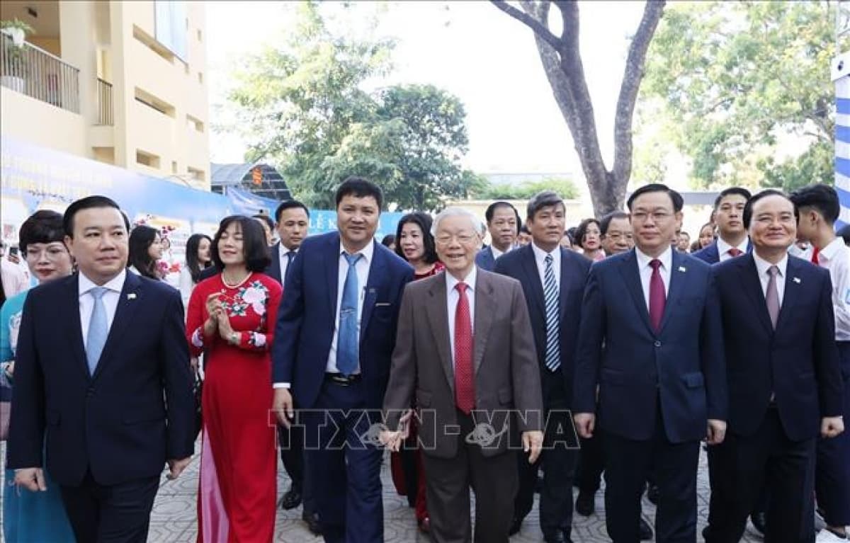 Rèn luyện ý thức lao động cho học sinh