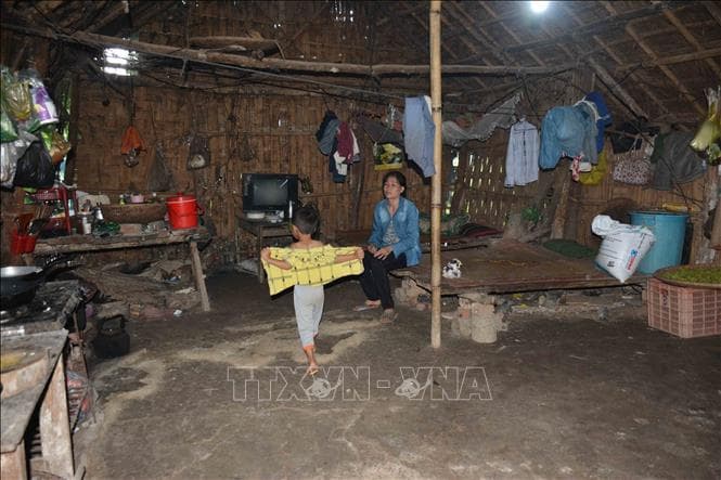 CÔNG KHAI, DÂN CHỦ TRONG BÌNH XÉT HỘ NGHÈO