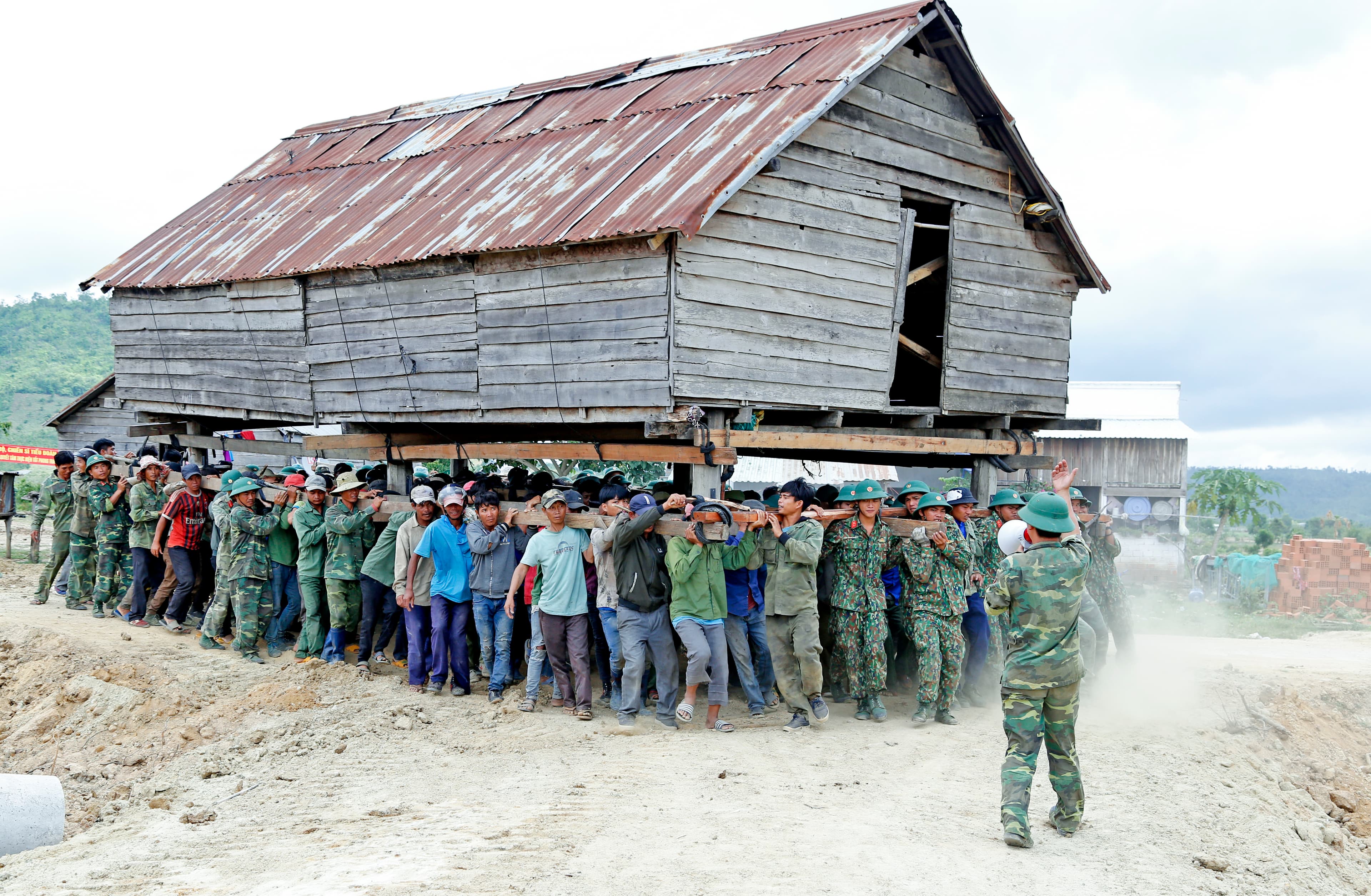 Bài 4: Cách tân văn hóa từ thay đổi “nếp nghĩ, cách làm”