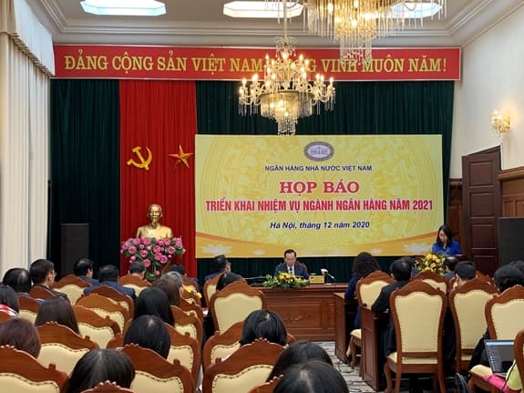 Duy trì ổn định vĩ mô, hỗ trợ phục hồi nhanh kinh tế