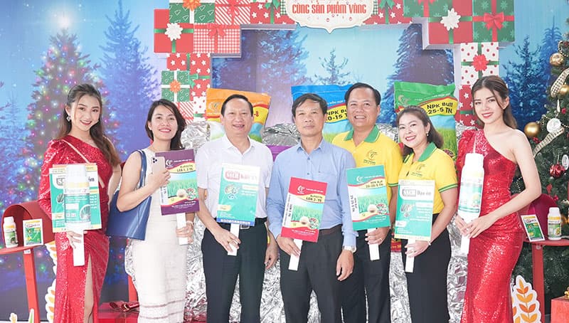 Ra mắt sản phẩm phân bón và thuốc bảo vệ thực vật Tân Thành