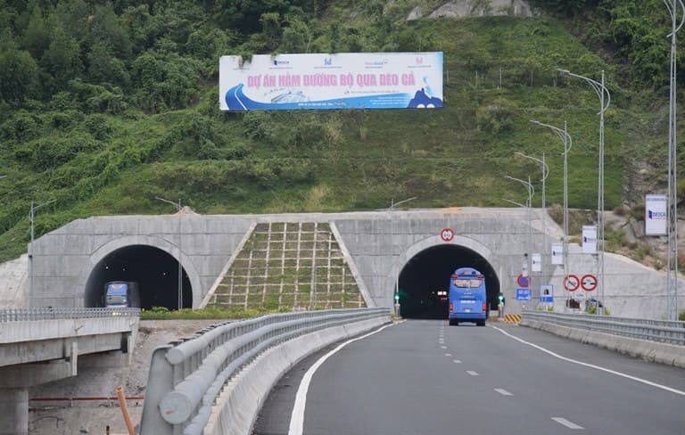 Gỡ khó cho dự án hầm Đèo Cả, sớm đưa hầm Hải Vân 2 vào hoạt động