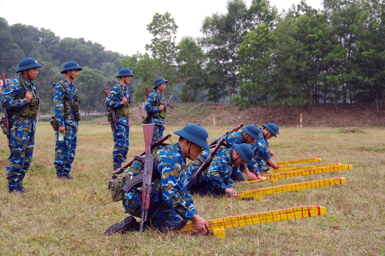 Hành trang đầu tiên cho học viên sĩ quan