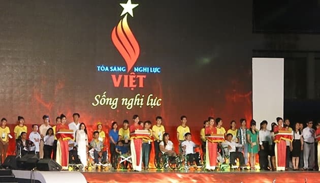 TRUYỀN CẢM HỨNG SỐNG ĐẸP