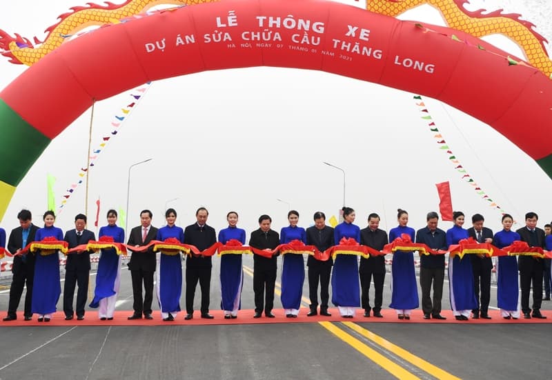 Thông xe cầu Thăng Long sau khi hoàn thành sửa chữa