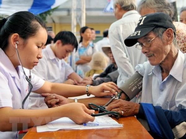 BẢO HIỂM Y TẾ CHO TOÀN DÂN