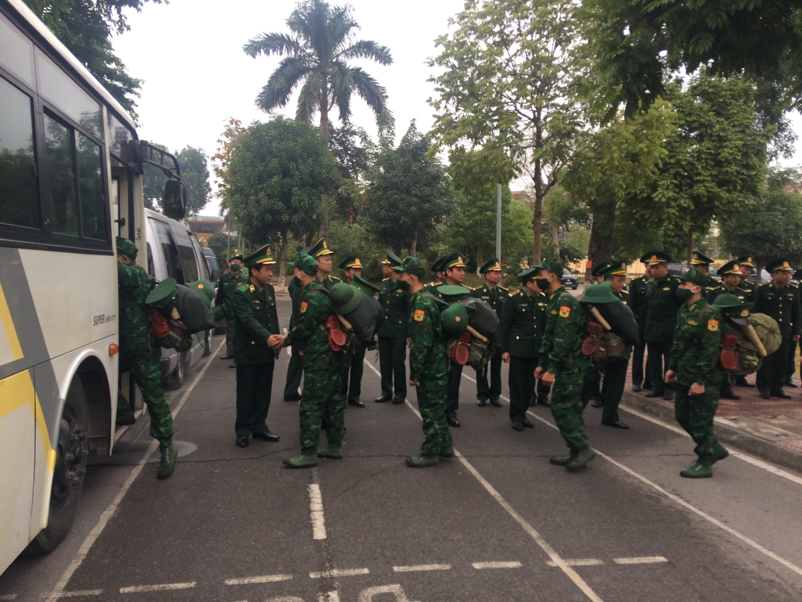Học viện Biên phòng tăng cường cán bộ, học viên lên biên giới ngăn dịch Covid-19 trong dịp Tết