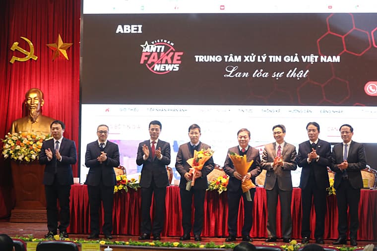 Ra mắt Cổng thông tin tiếp nhận phản ánh và công bố tin giả Việt Nam