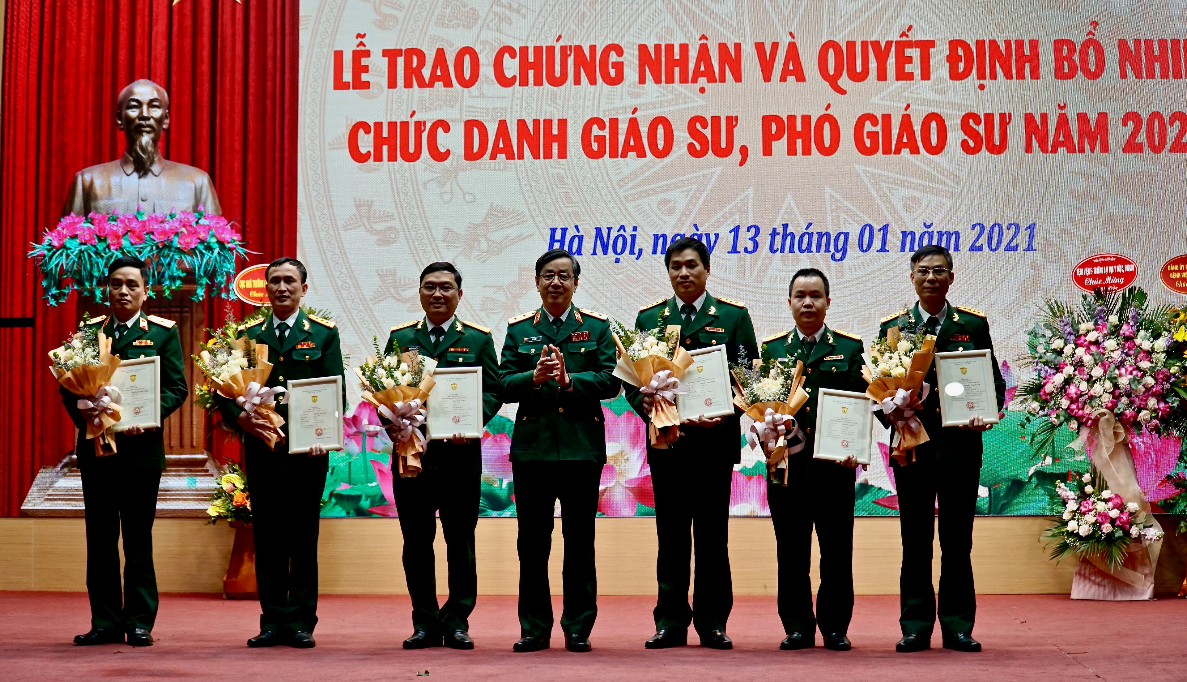 Học viện Quân y trao chứng nhận, quyết định bổ nhiệm chức danh Giáo sư, Phó giáo sư năm 2020