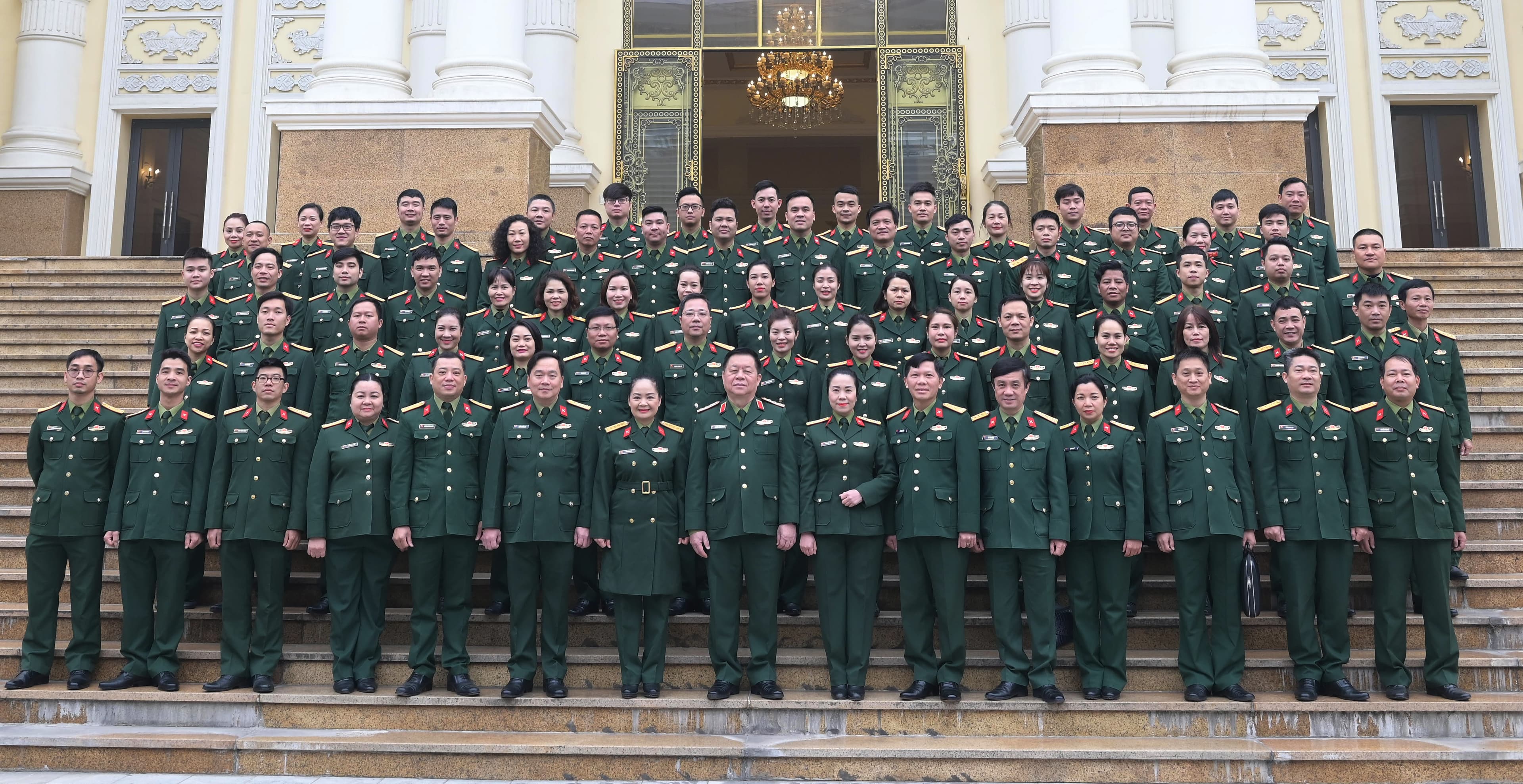 Thượng tướng Nguyễn Trọng Nghĩa thăm, kiểm tra và chúc Tết các đơn vị