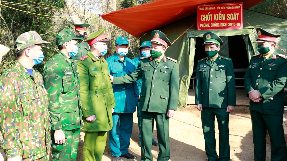 Đoàn công tác Bộ Quốc phòng thăm, kiểm tra và chúc tết tại Lạng Sơn