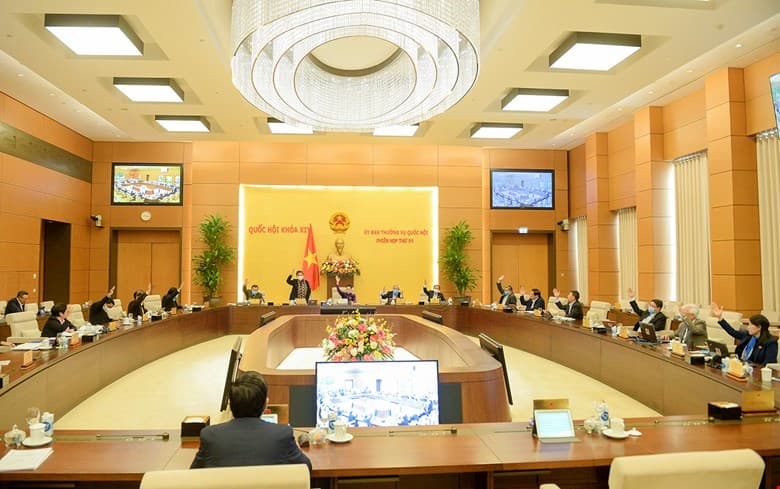 Ủy ban Thường vụ Quốc hội ban hành nghị quyết phê chuẩn nhân sự tại nhiều tỉnh, thành phố