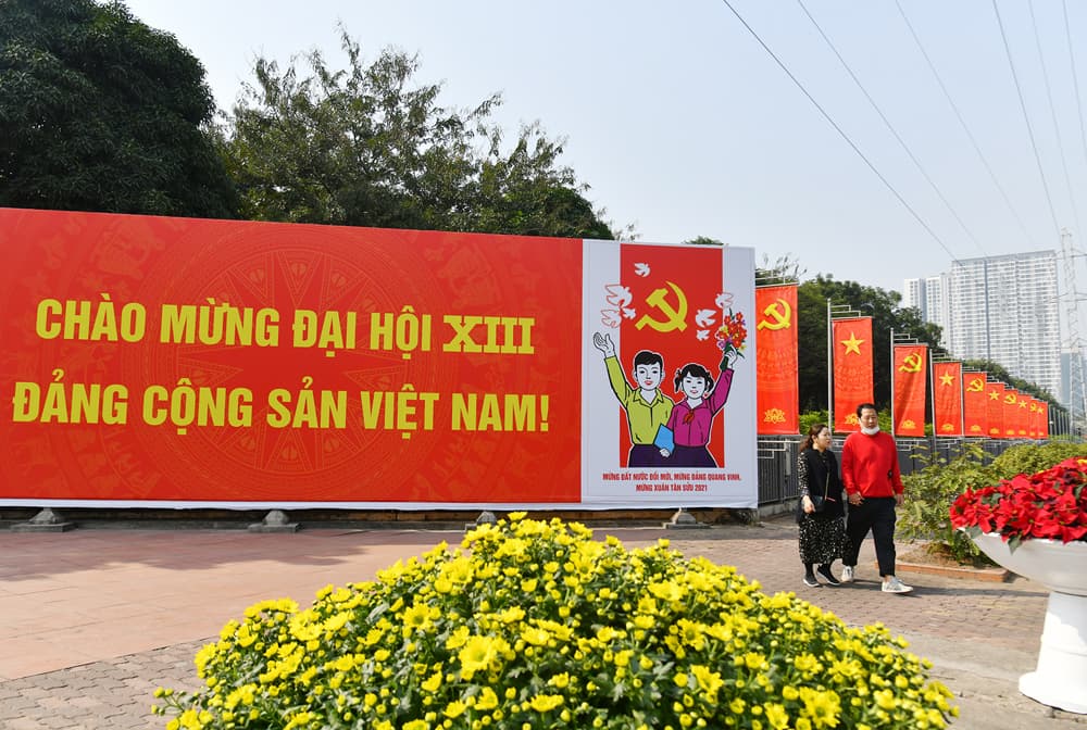 Loại bỏ những “mầm cỏ dại” trong nội bộ