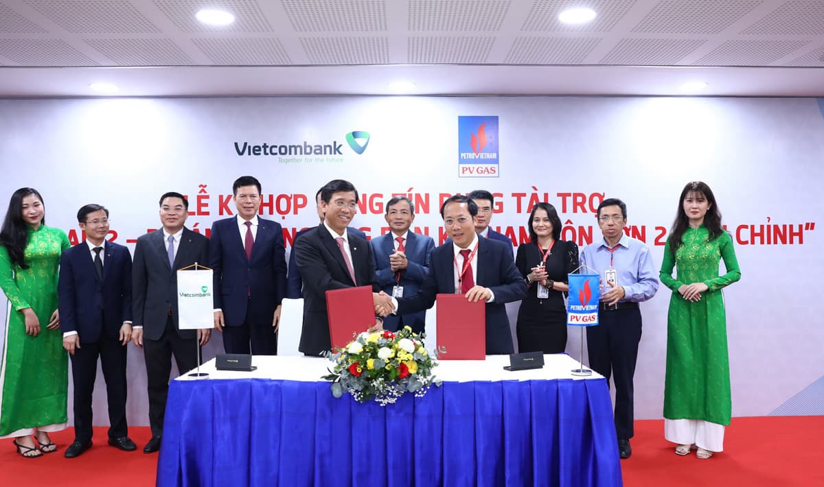 Ký hợp đồng tín dụng tài trợ “Giai đoạn 2-Dự án đường ống dẫn khí Nam Côn Sơn 2 điều chỉnh”