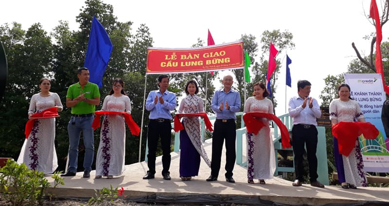 Mcredit xây cầu tặng người dân Cà Mau nhân dịp năm mới 2021