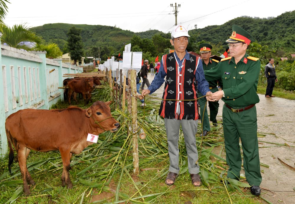 “Siêu thị” nơi đầu nguồn biên giới
