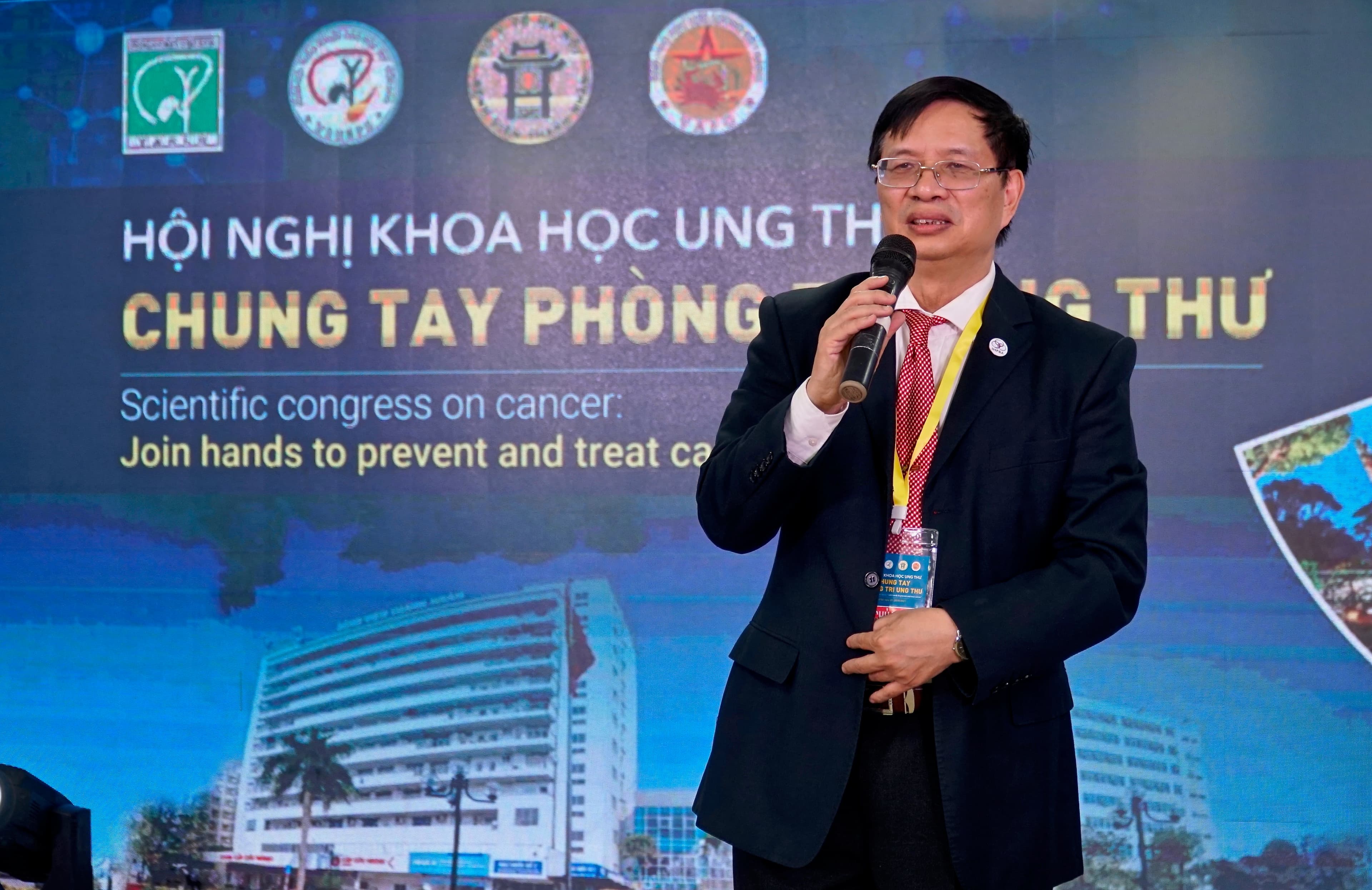 Hội nghị khoa học “Chung tay phòng trị ung thư”