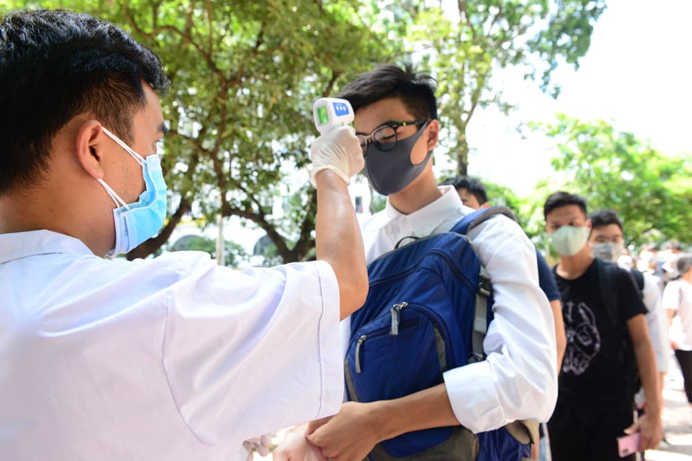 Căn cứ tình hình địa phương cho học sinh nghỉ học phòng, chống Covid-19