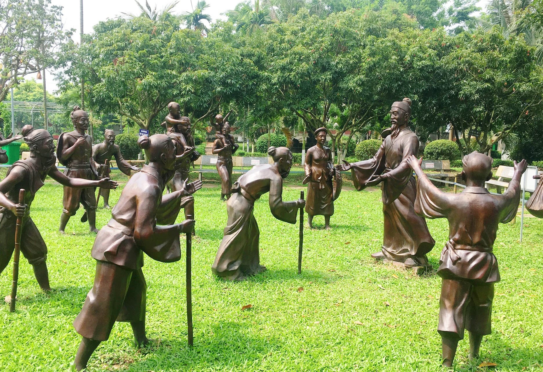 Hơn 5 thế kỷ "sáng như vầng thái dương"