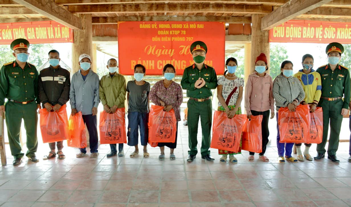 “Đồng bào có Tết rồi”