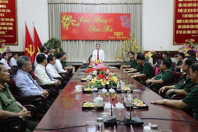 Chủ tịch Ủy ban Trung ương Mặt trận Tổ quốc Việt Nam Trần Thanh Mẫn thăm, chúc Tết Bộ tư lệnh Quân khu 9