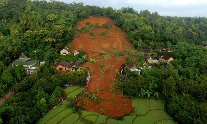 Lở đất tại Indonesia, ít nhất 4 người thiệt mạng