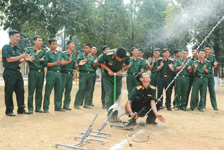 TẾT QUÂN NHÂN, XUÂN CHIẾN SĨ VÀ ĐỘI QUÂN VĂN HÓA