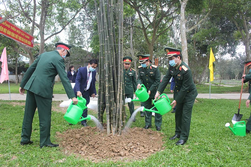 Các đơn vị hưởng ứng “Tết trồng cây đời đời nhớ ơn Bác Hồ”
