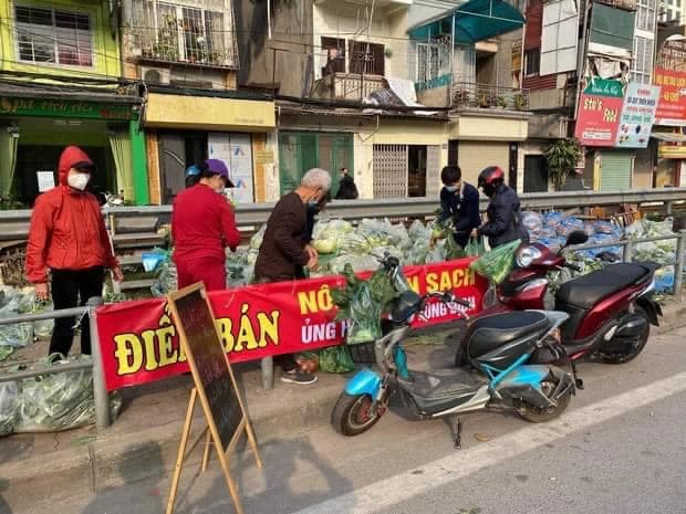 Người Hà Nội tích cực "giải cứu" nông sản cho nông dân Hải Dương