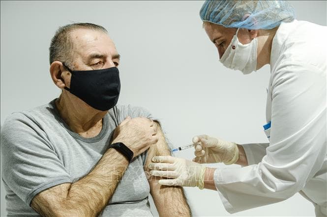 Nga cấp phép sử dụng vaccine ngừa Covid-19 thứ ba