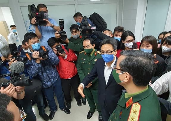 Học viện Quân y tiêm thử nghiệm lâm sàng vaccine ngừa Covid-19 giai đoạn 2