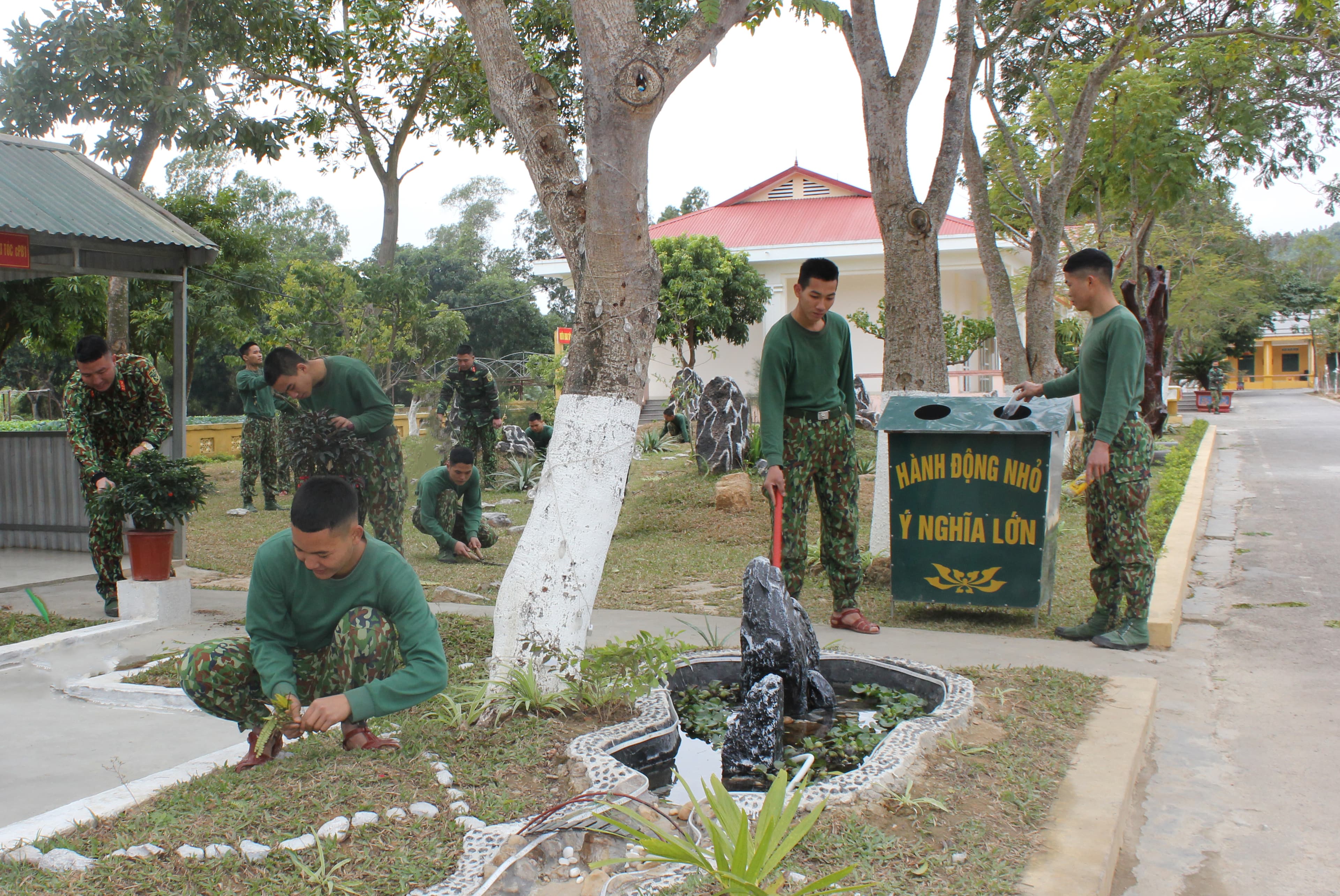Đẹp hơn nhờ “Thùng rác xanh”