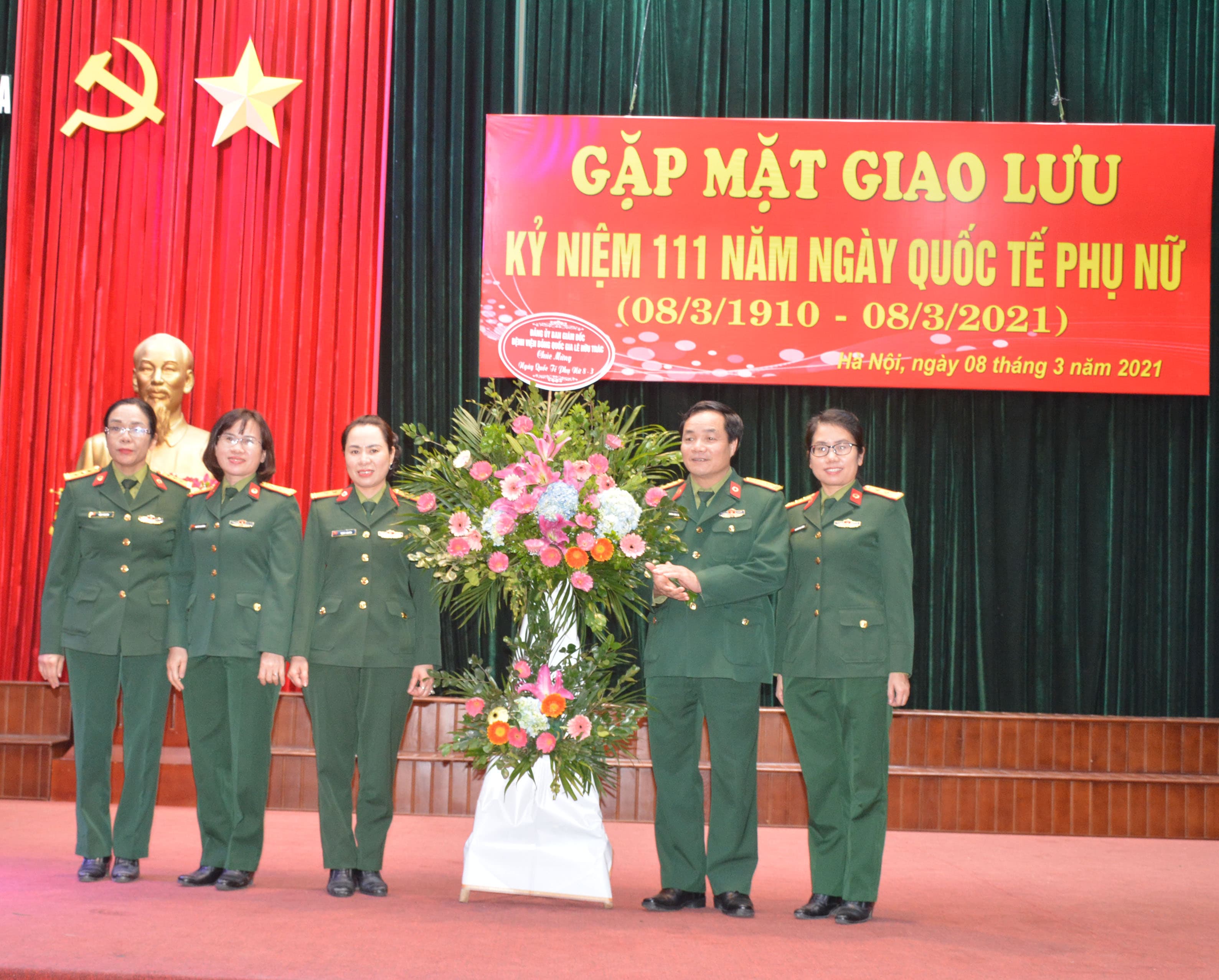 Bệnh viện Bỏng Quốc gia Lê Hữu Trác kỷ niệm 111 năm Ngày Quốc tế Phụ nữ