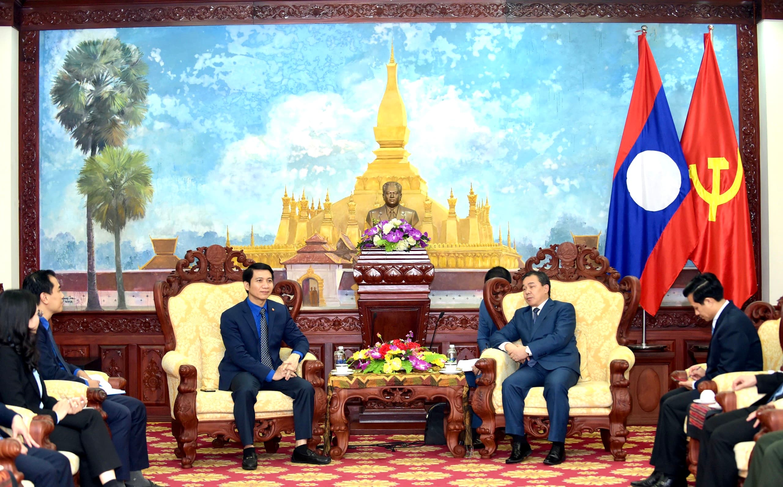 Tăng cường giao lưu, hợp tác thanh niên hai nước Việt Nam - Lào