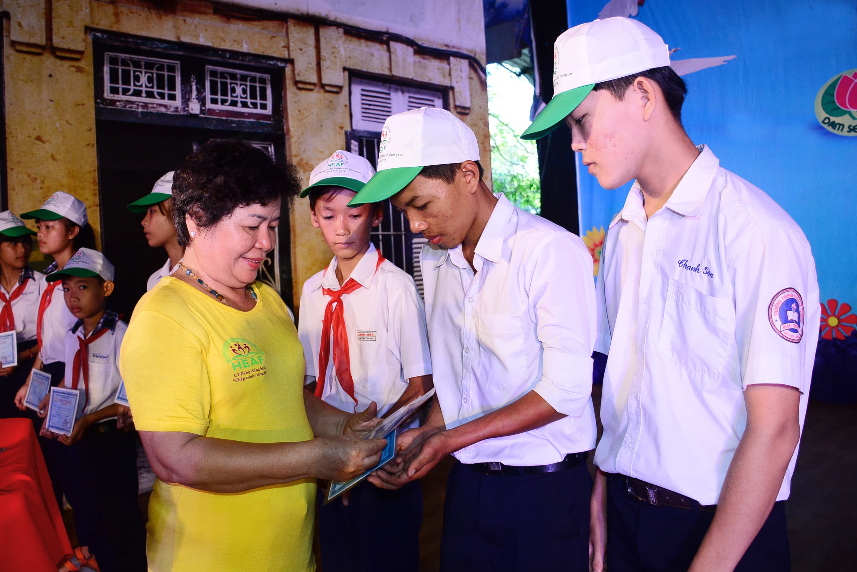 "Mẹ Tâm" và hành trình "Chắp cánh tương lai"