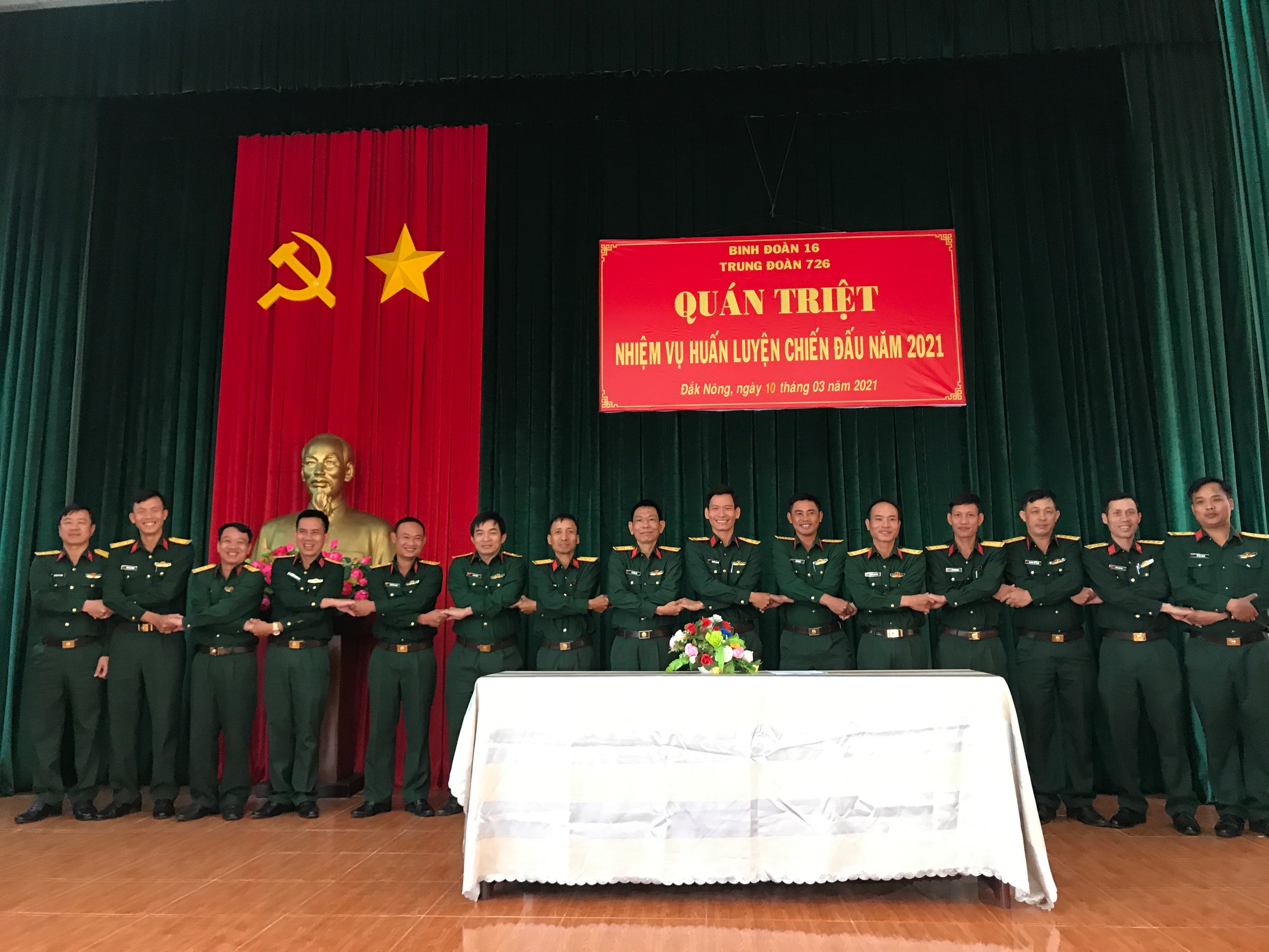 Trung đoàn 726 tổ chức ra quân huấn luyện năm 2021