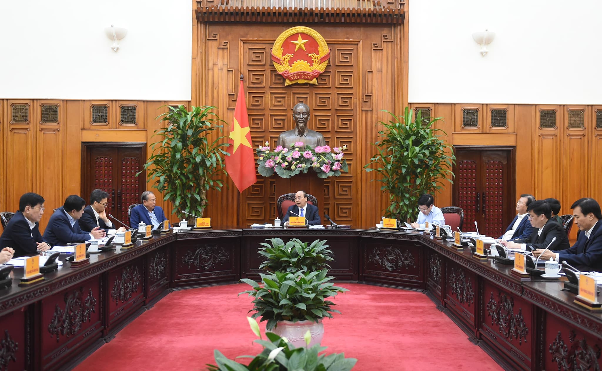 Thường trực Chính phủ họp phân bổ ngân sách trung hạn