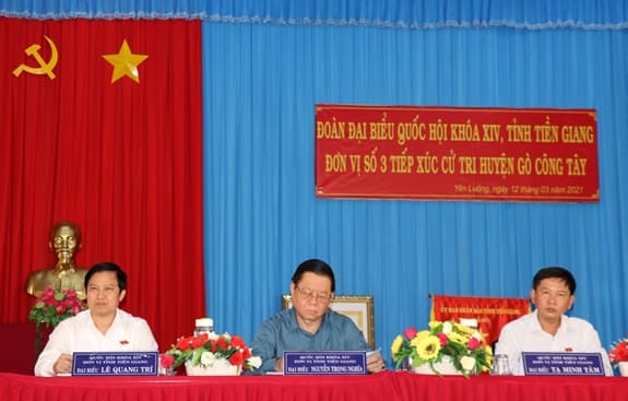 Tiếp xúc cử tri chuẩn bị cho Kỳ họp thứ 11