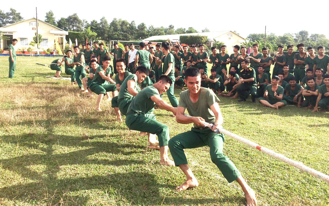 Vui chơi, vui học, vui làm...