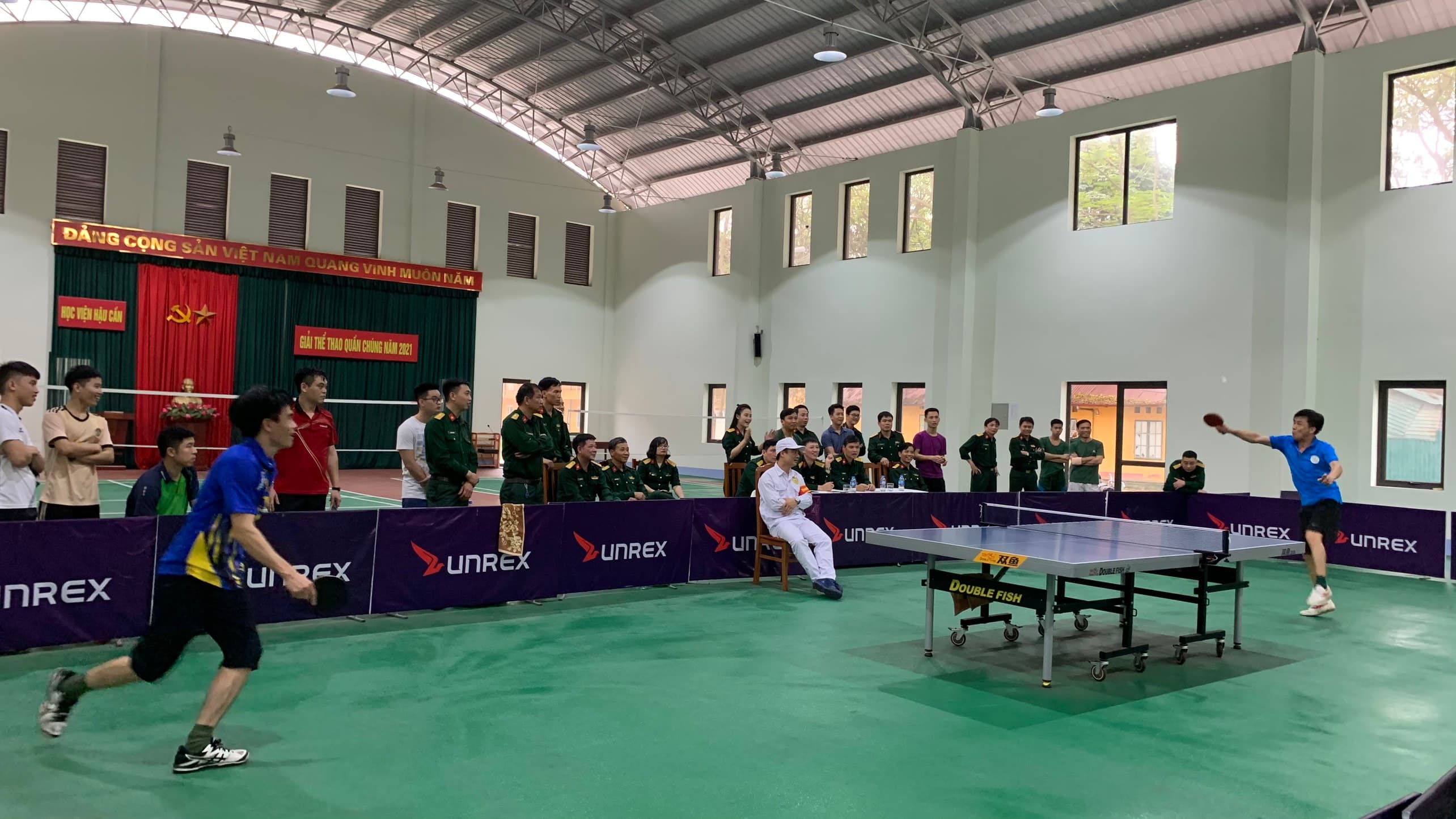 Sôi nổi hội thao ở Học viện Hậu cần
