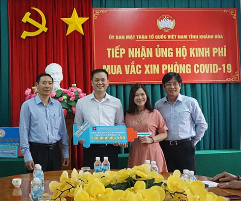 Gần 6 tỷ đồng ủng hộ Khánh Hòa mua vaccine phòng Covid-19