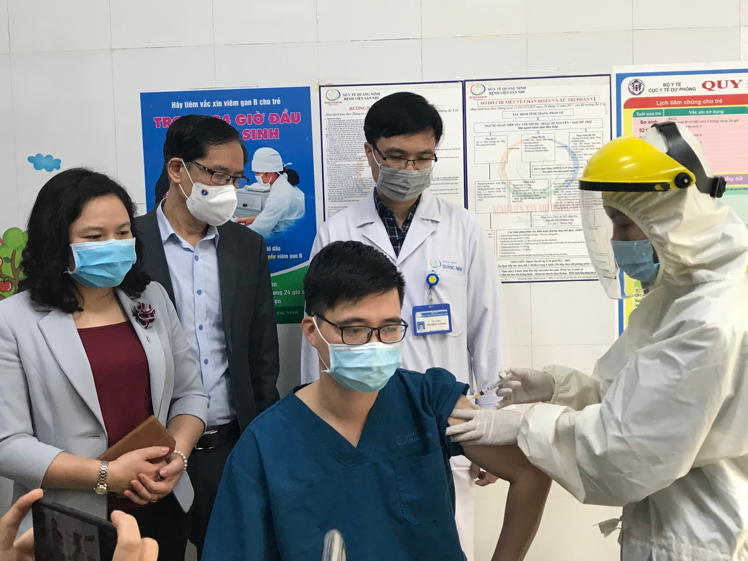 Gần 40.000 người tại 19 tỉnh, thành phố tiêm vaccine phòng Covid-19